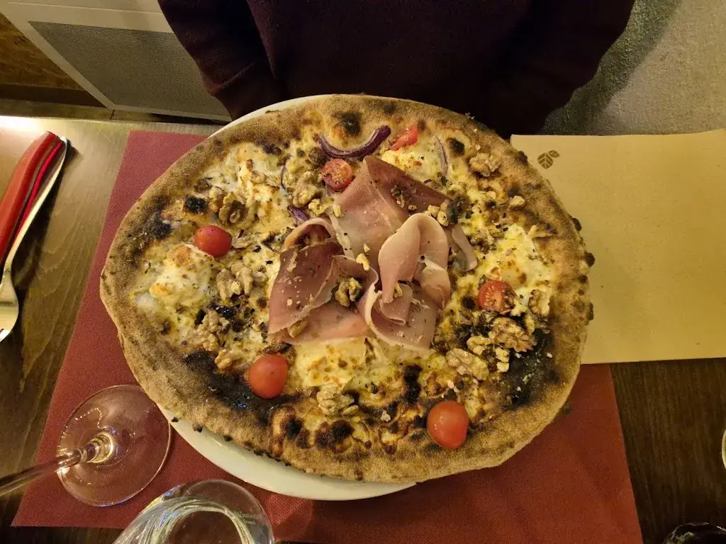 L'Estanco_Bargemon_slider_image_3