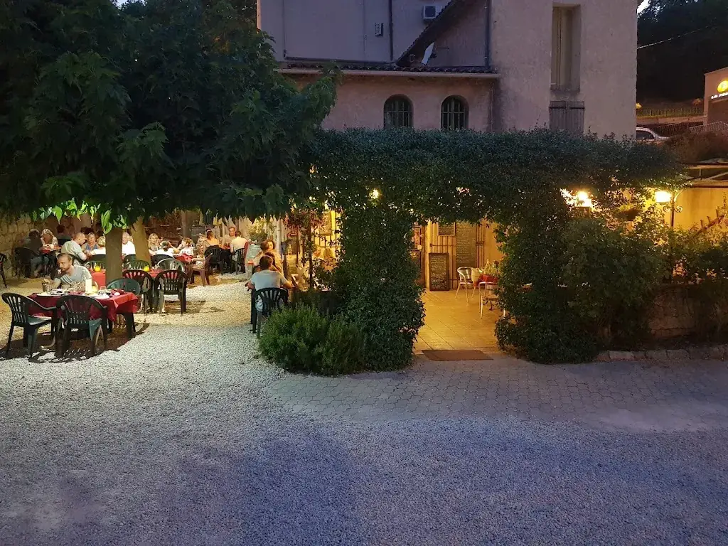 Arjan Tholen_Restaurant Le Moulin des Voisins_Callas_review