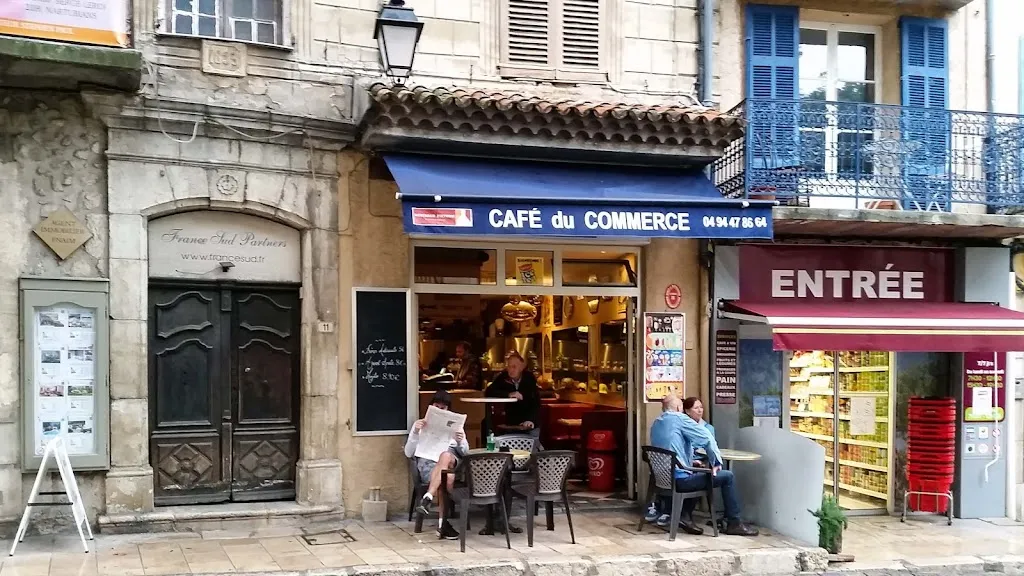 Café Du Commerce restaurant in Bargemon