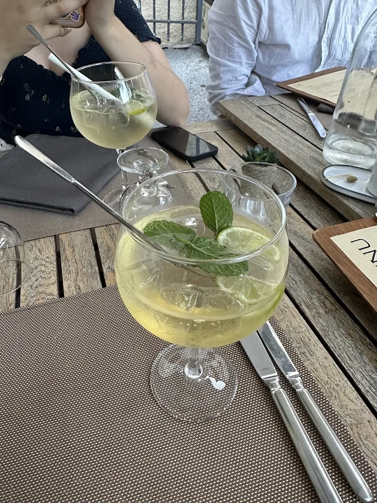 Hiroe Fujisaki_RESTAURANT CHEZ HUGO, SEILLANS_Seillans_review