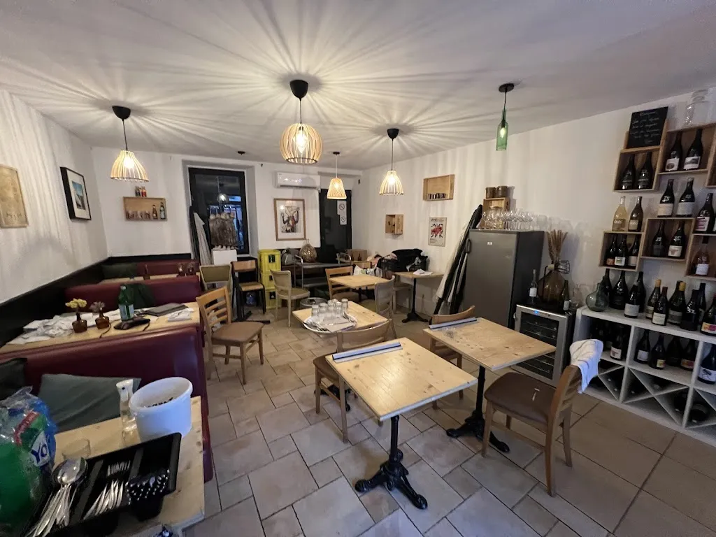 Toto Vino, restaurant cave à vin à Barjols_Barjols_slider_image_3