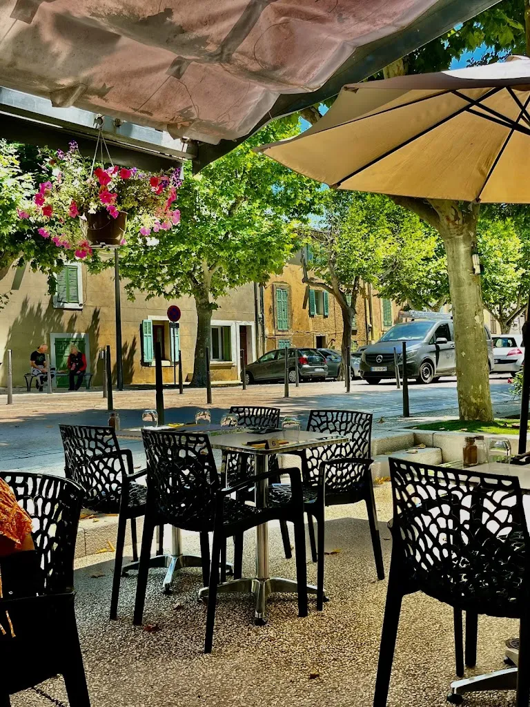 Chez Juline_Brue-Auriac_slider_image_1