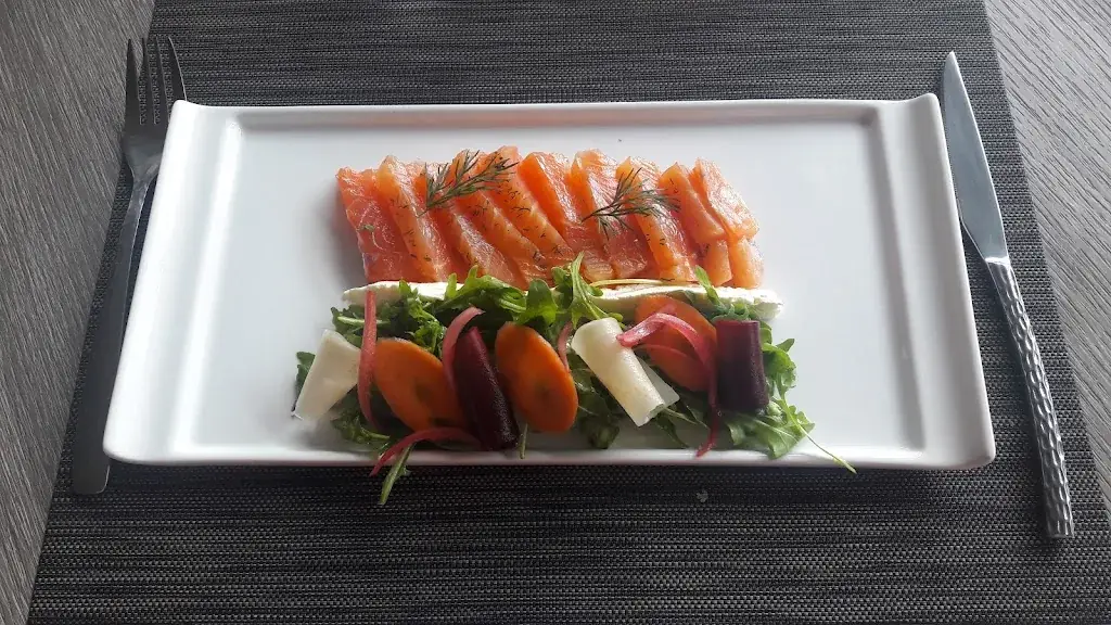 Menu_Les Voisins Restaurant_Beaulieu-sur-Mer_image_4