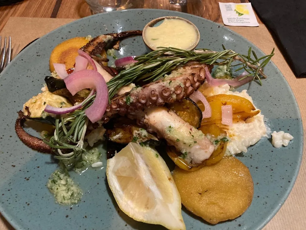 Restaurant La Table de Romain_Bandol_slider_image_3