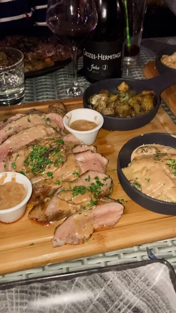 MARE E MONTI_Bandol_slider_image_2