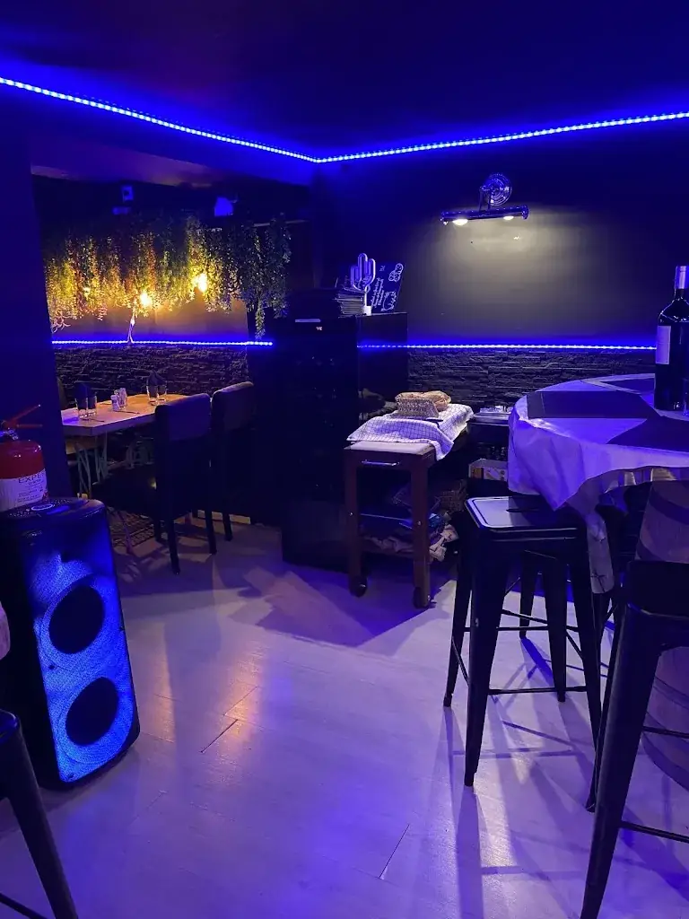 Au Tonnelier restaurant in Bandol