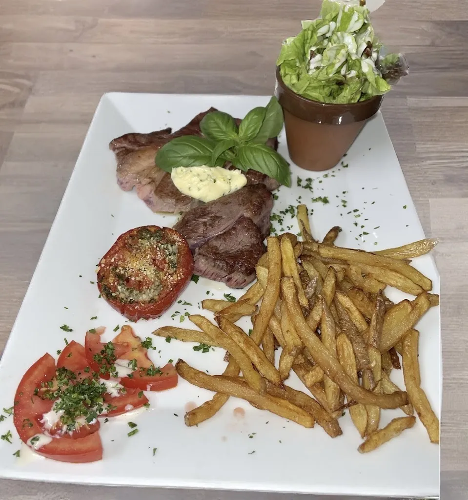 Le Café Bandolais_Bandol_slider_image_2