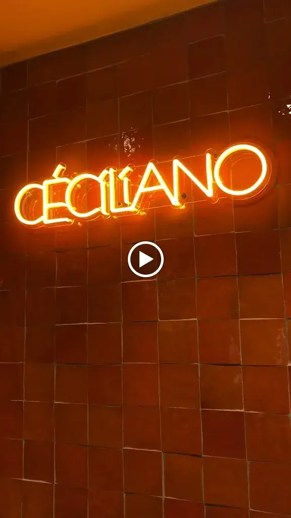 Céciliano_Bandol_slider_image_2