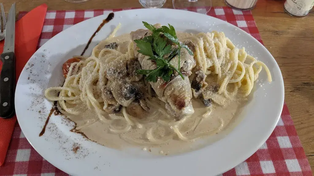 Michael Vils_Auberge Provençale_Bandol_review