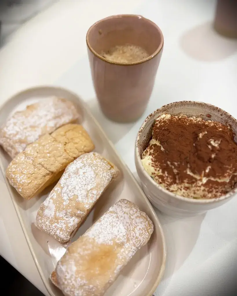 L'ALCÔVE_Bandol_slider_image_2