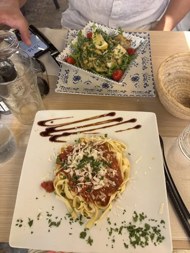 Dilys Ducos_La casa di boldrini_Bandol_review