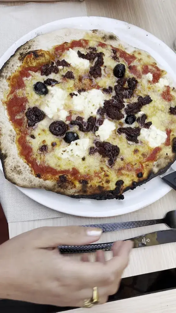 La casa di boldrini_Bandol_slider_image_2