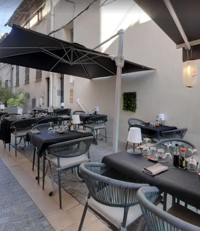 Le yakka sushi restaurant in Bandol