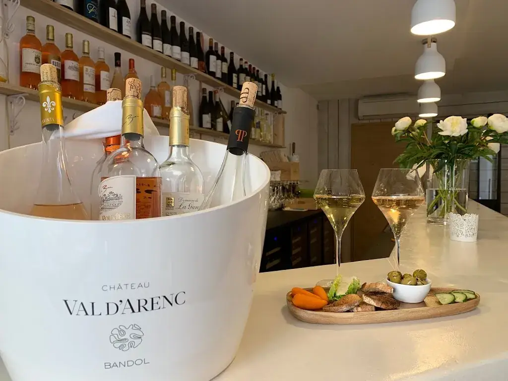 Le 8.27_Bandol_slider_image_2