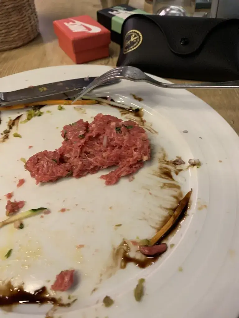 Gabriel Foynes Fitzsimons_Du Thym à l'Ail_Bandol_review