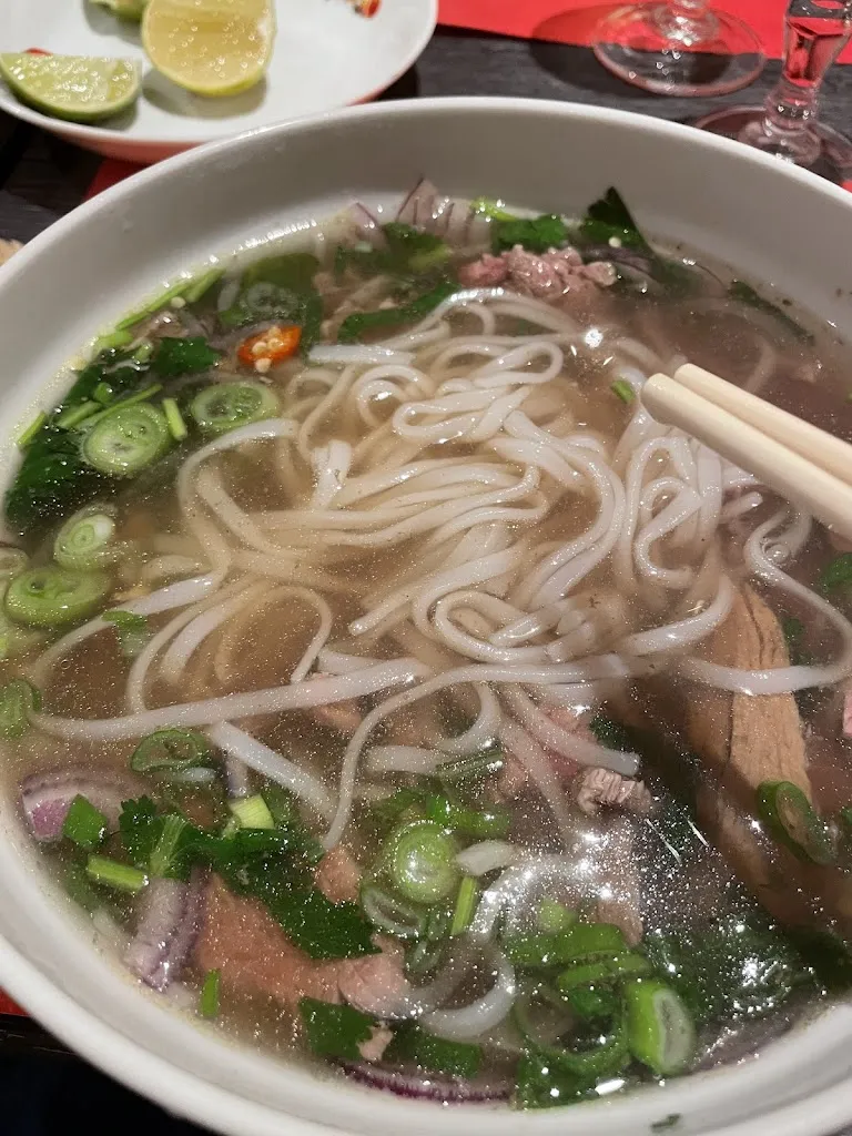 Tran Thanh Huyen_Le Dragon d'Annam bandol_Bandol_review