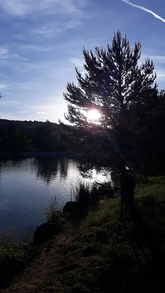LE LAC DE L'AILLADE_Beaumont-de-Pertuis_slider_image_2