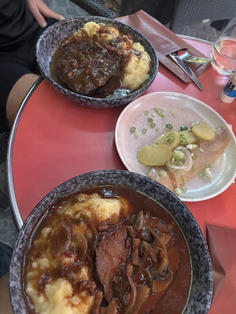 Manon_COMME A LA MAISON_Barcelonnette_review