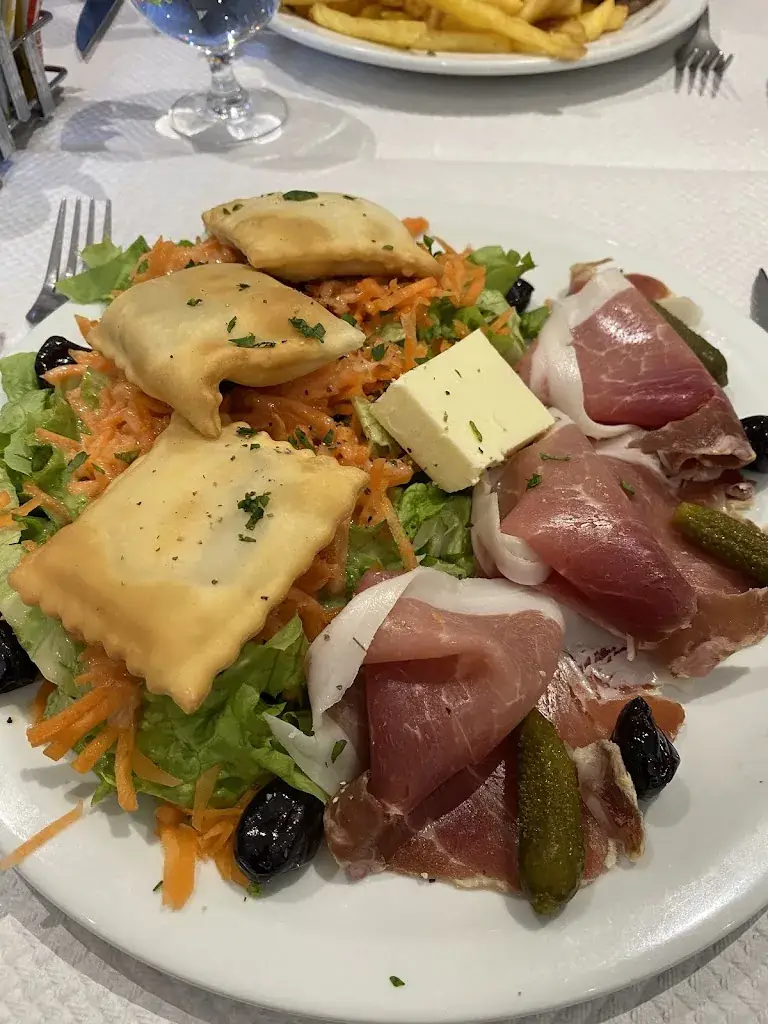 Menu_Restaurant les Copains_Barcelonnette_immagine_5