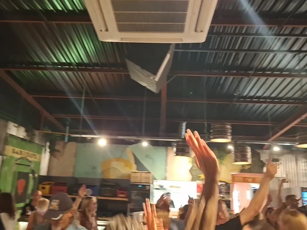 Laurent Vivert_Entre pot à bière_Andrézieux-Bouthéon_recensione