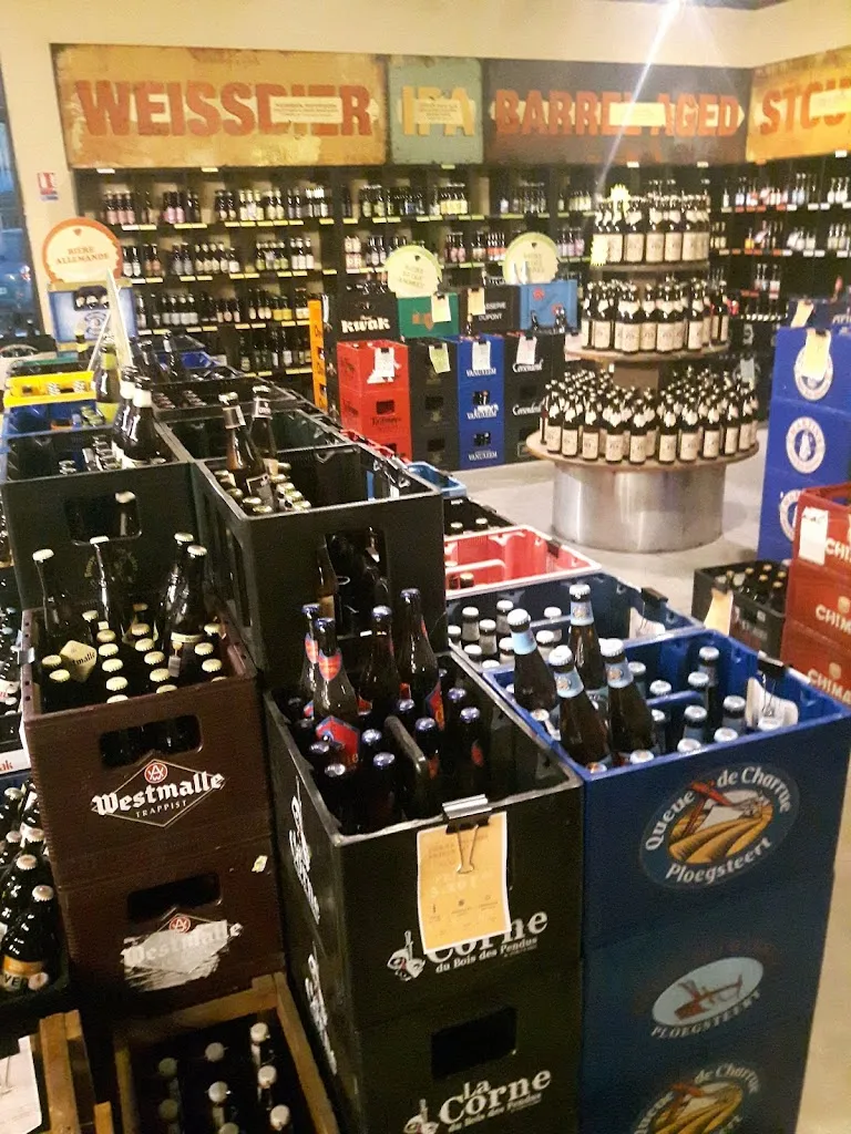 Cécile ANGELONI_Entre pot à bière_Andrézieux-Bouthéon_recensione