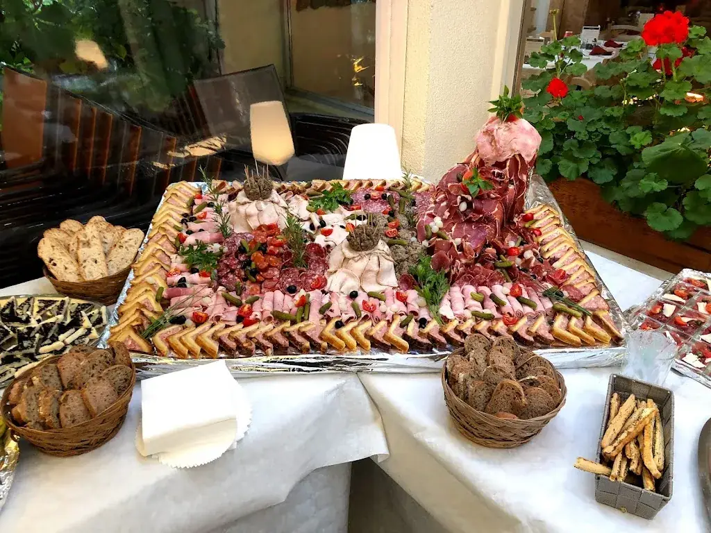 Restaurant Brasserie le Gaudissart_Barcelonnette_slider_image_3