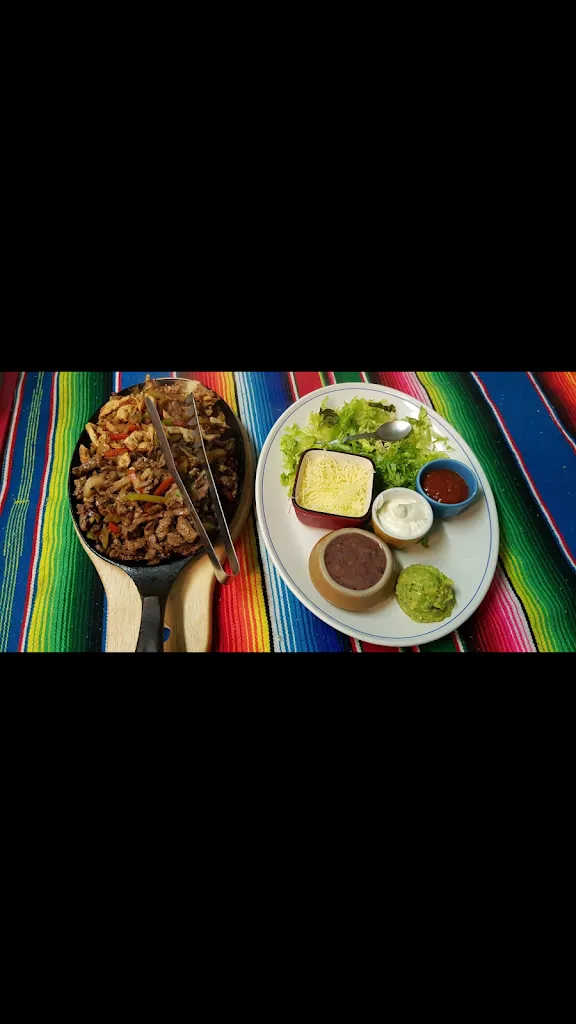 ADELITA_Barcelonnette_slider_image_3