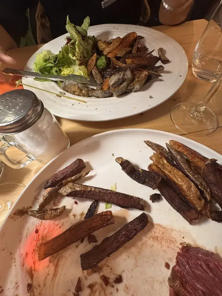 Yuliia Vlasenko_Aux 4 Saisons_Barcelonnette_recensione