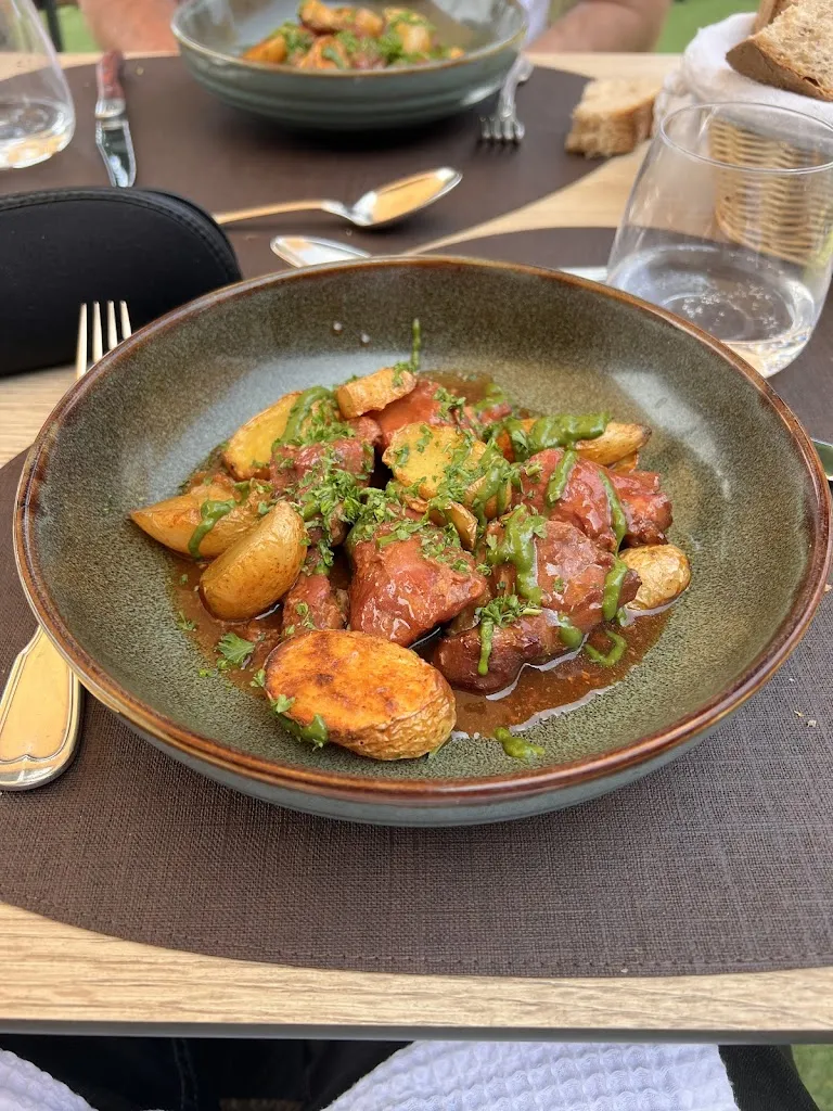 Samuel Lagarde_L'Henri IV_Neuilly-le-Réal_recensione