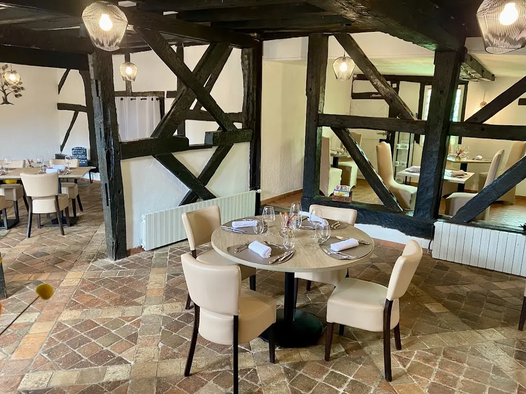 L'Henri IV_Neuilly-le-Réal_slider_image_1