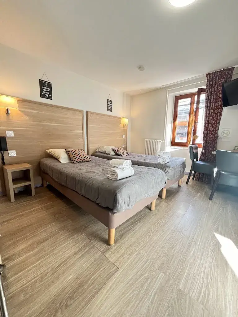 Hotel Du Cheval Blanc_Barcelonnette_slider_image_2