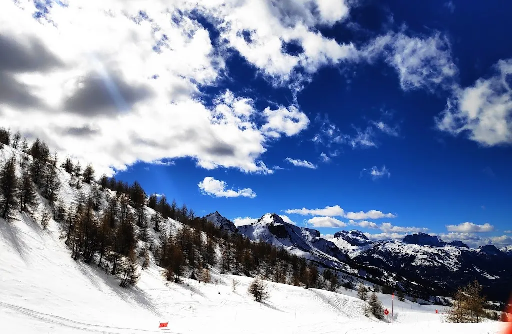 Eric BERNARD_La Cabane à Jo Restaurant d'altitude_Enchastrayes_review