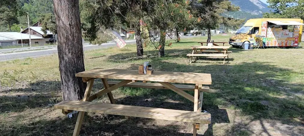 LE CAMION JAUNE L'ITALO AMERICANO FOODTRUCK TRAITEUR_Saint-Pons_slider_image_1