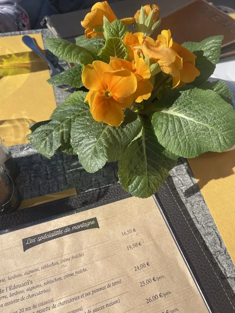 Menu_Edouard's Pub_Uvernet-Fours_image_1