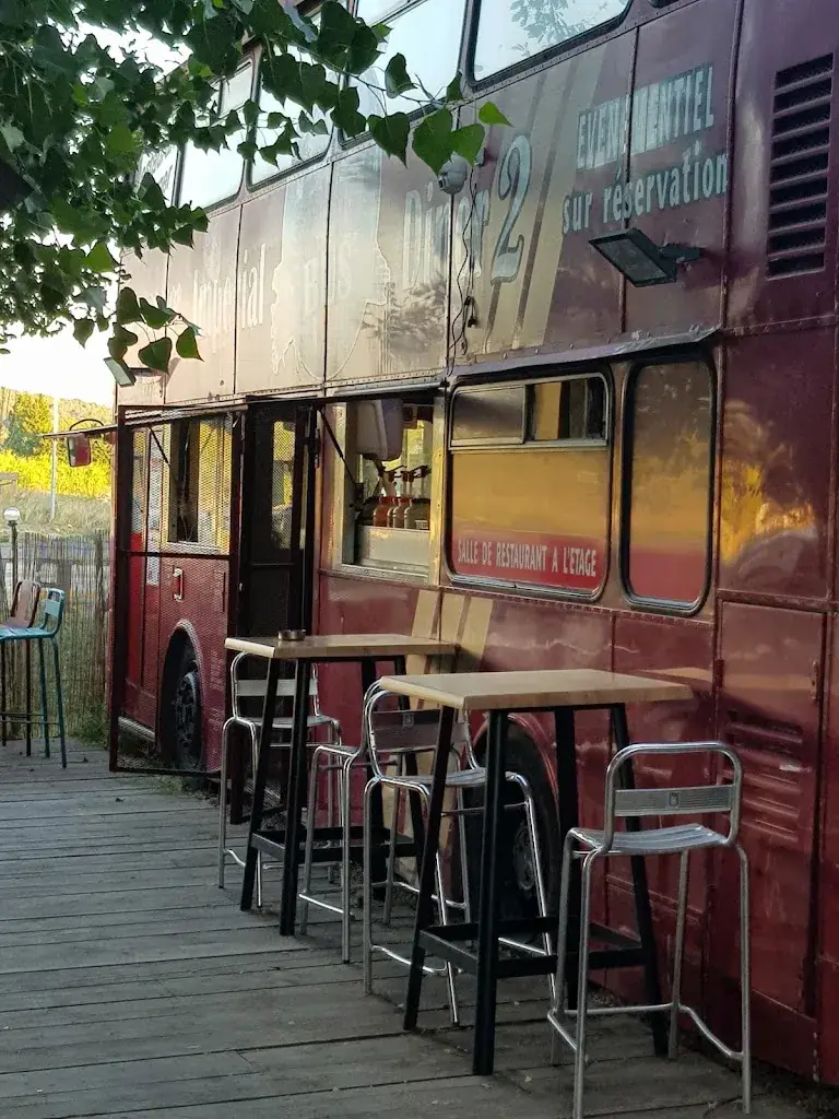 Impérial Bus pour le Diner Bédarrides restaurant in Bédarrides