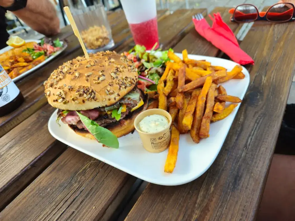 Impérial Bus pour le Diner Bédarrides_Bédarrides_slider_image_3