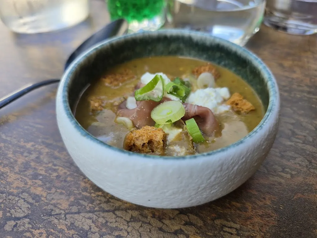 Les Deux Minots_Belcodène_slider_image_3