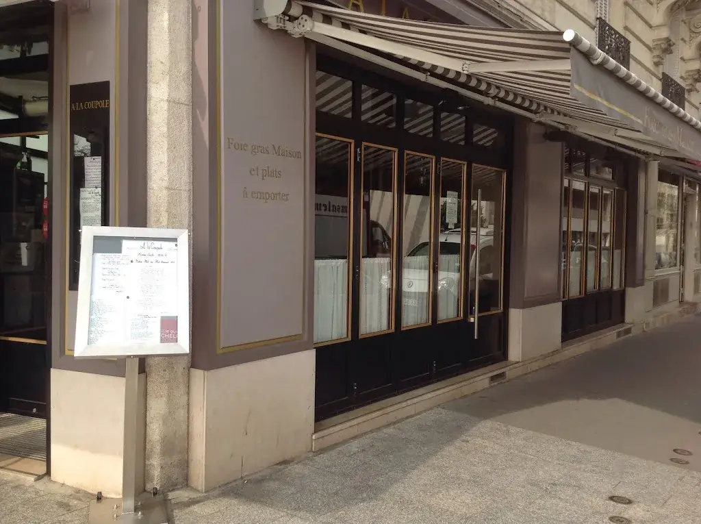 Restaurant a La Coupole restaurant in Neuilly-sur-Seine