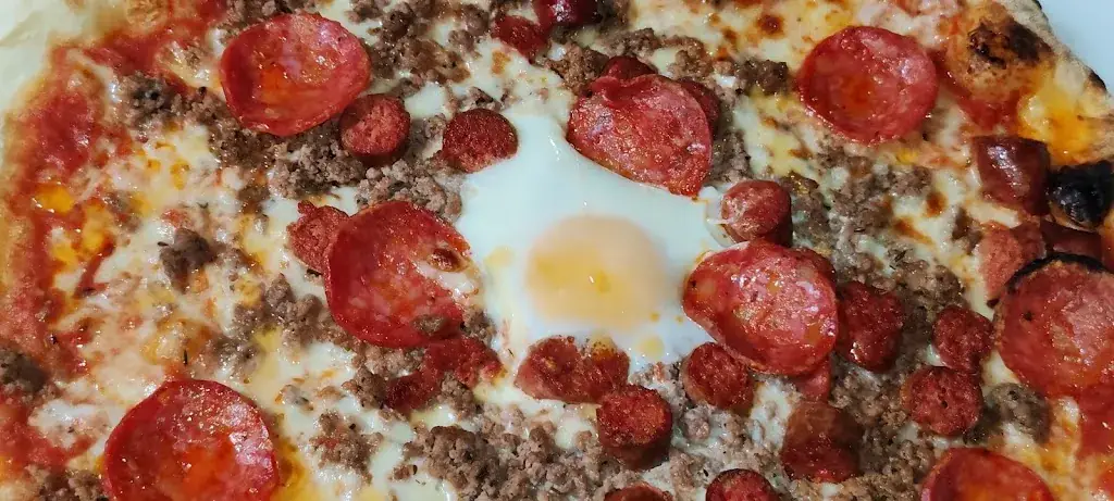 Kevin lavan_La Petit Palace de Giuliano_Beausoleil_recensione