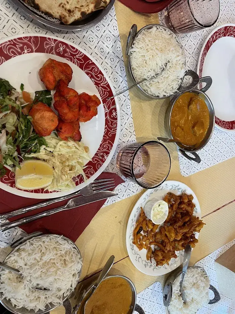 Indian Star Restaurant_Beausoleil_slider_image_2