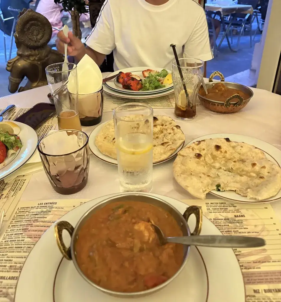 New Indien Restaurant_Beausoleil_slider_image_3