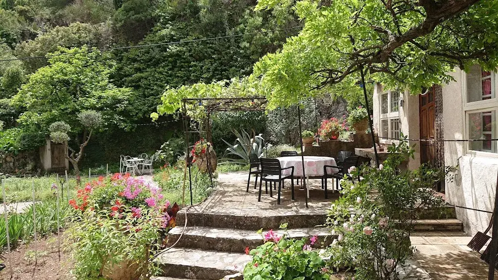 LA TABLE HAUTE_Solliès-Toucas_slider_image_3