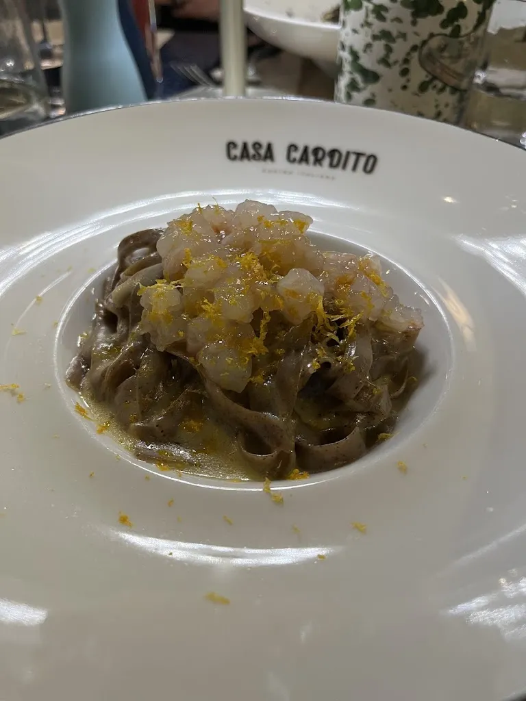 Ben Turner_Casa Cardito_Neuilly-sur-Seine_reseña