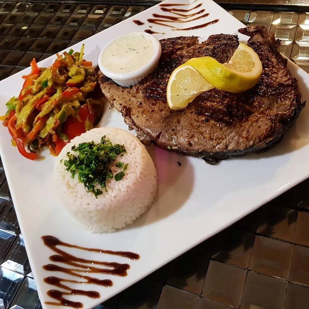 Menu_The Grill Room World Kitchen_Marseille_immagine_7