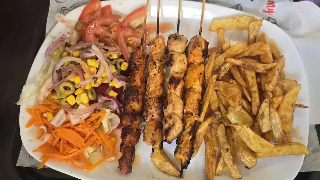 Bakia Hashem Shoshi_Fusion Grill_Marseille_review