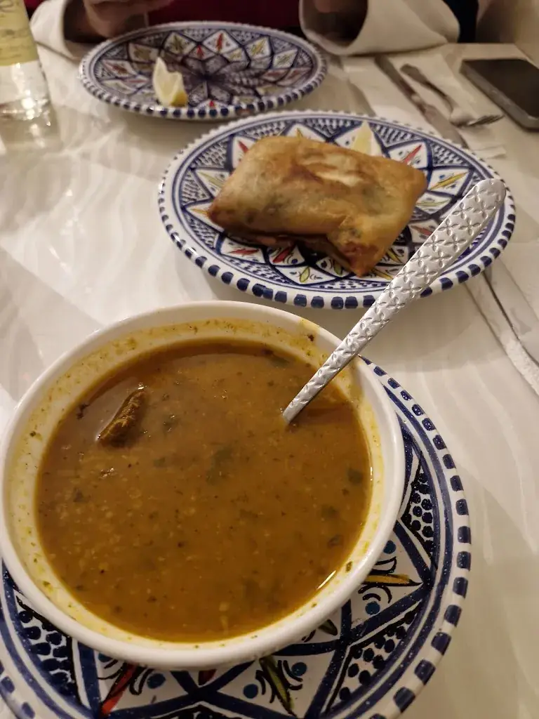 K T_CHEZ TATA_Marseille_recensione