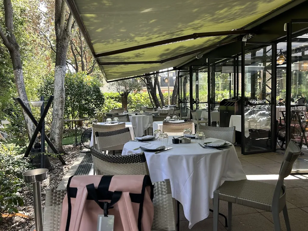 Café la Jatte 2 - Le Restaurant_Neuilly-sur-Seine_slider_image_3