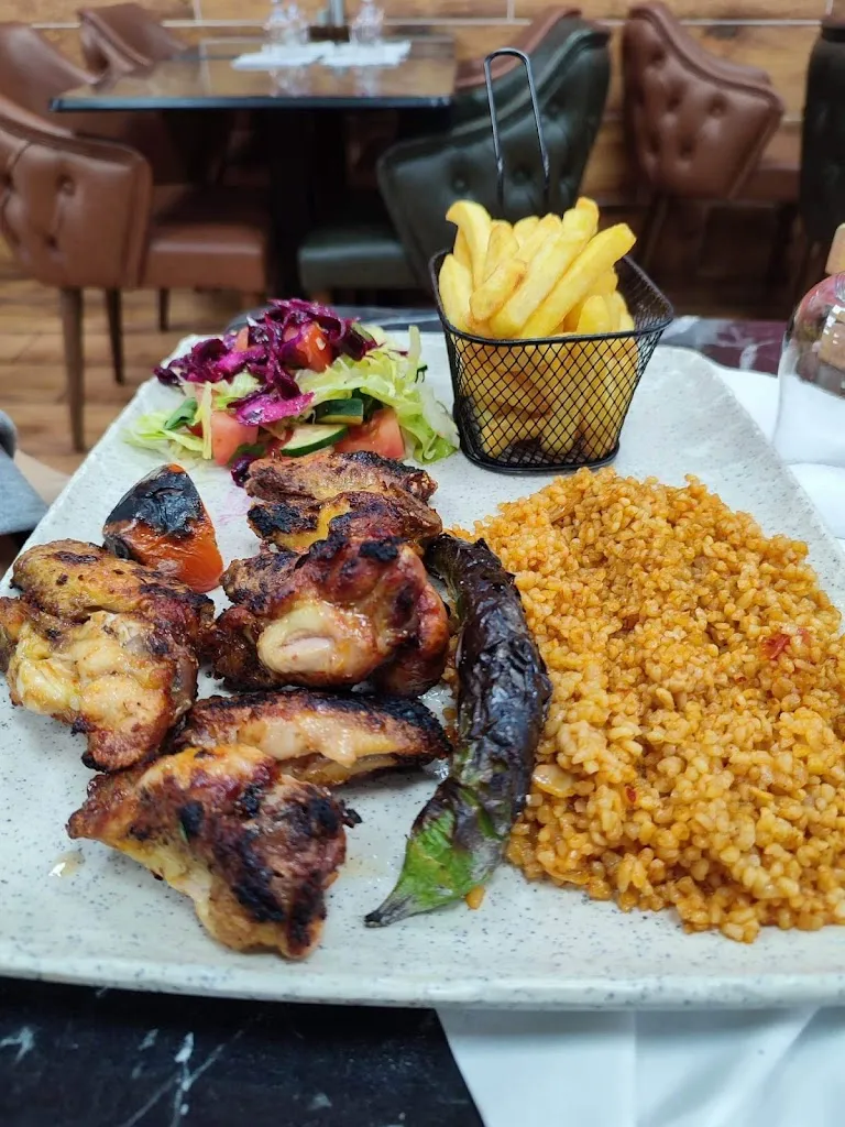 lisa Ainaoui_Turkish Street Food_Marseille_review