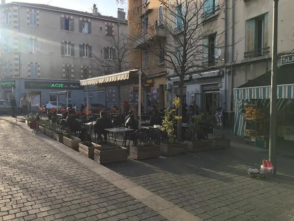 Café du Théatre_Marseille_slider_image_2