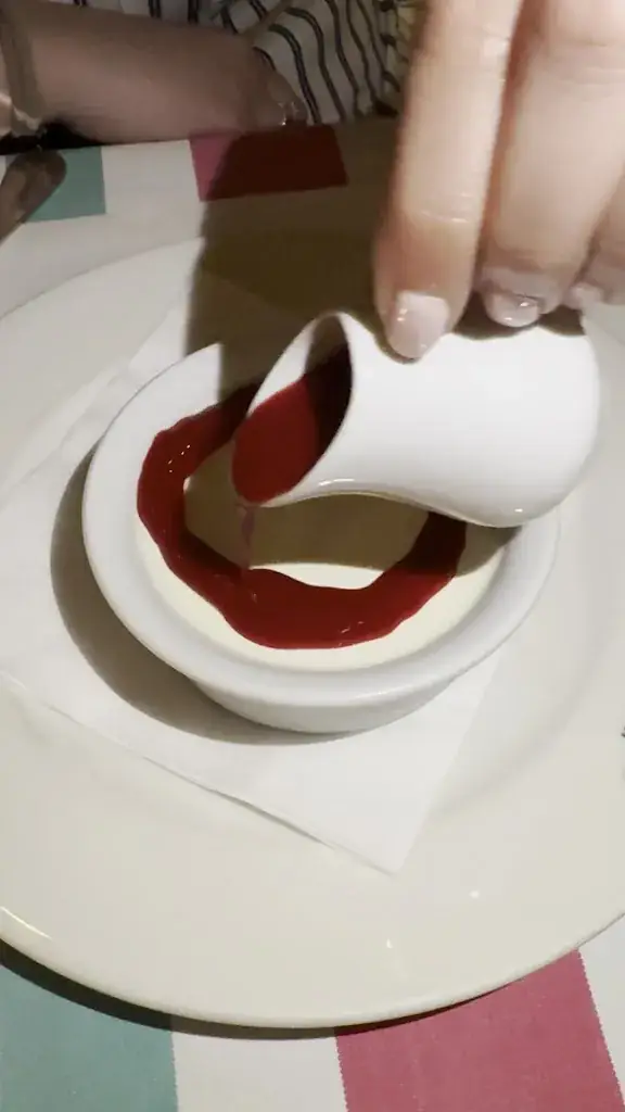 Joe Abou Jamra_Livio_Neuilly-sur-Seine_recensione